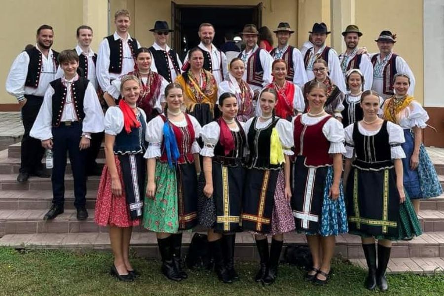 folklorni_ansambl_fogaš Djakovacki_vezovi_galerija_fotografija
