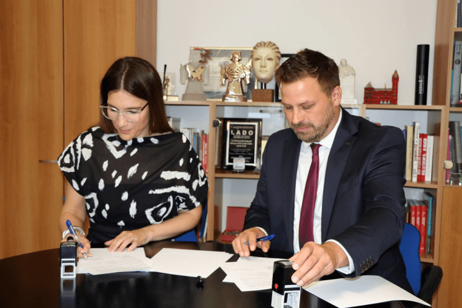 Lado_Foto_Grad Đakovo