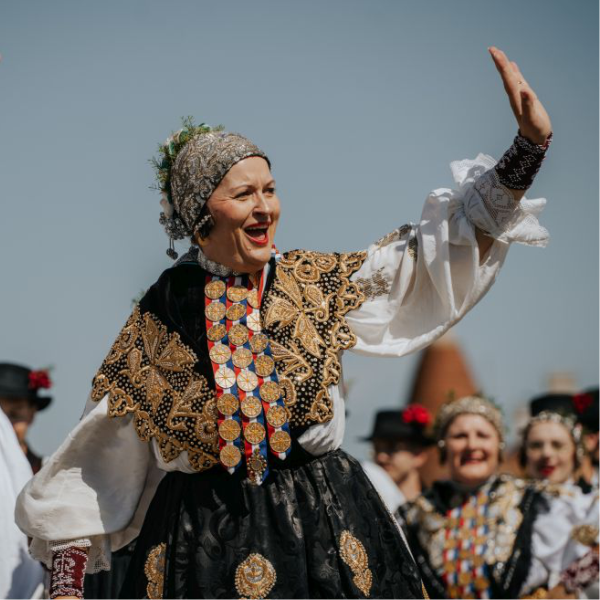 60. Đakovački vezovi - Svečana povorka